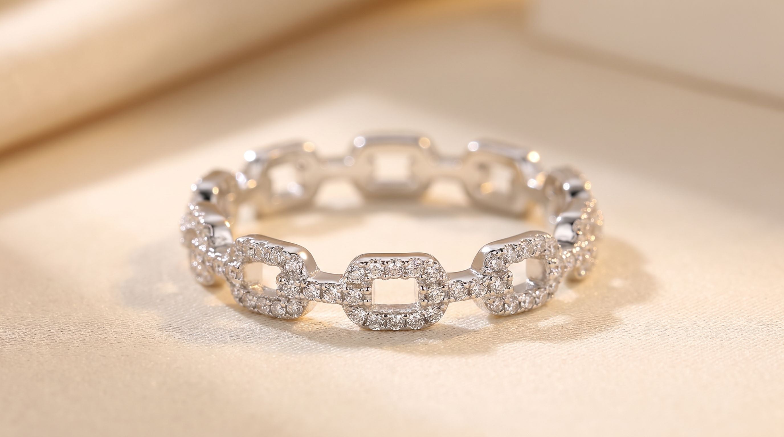 Chain Ring Guide: What a Chain Ring Actually Is | AJLuxe