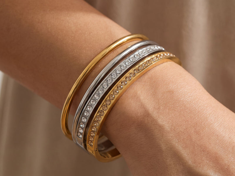 Best Bangle Bracelets for Women (2026): Styles, Sizing & How to Choose
