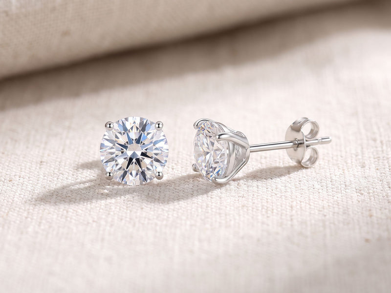 Why Do My Earrings Hurt? Common Causes and How to Fix Each One