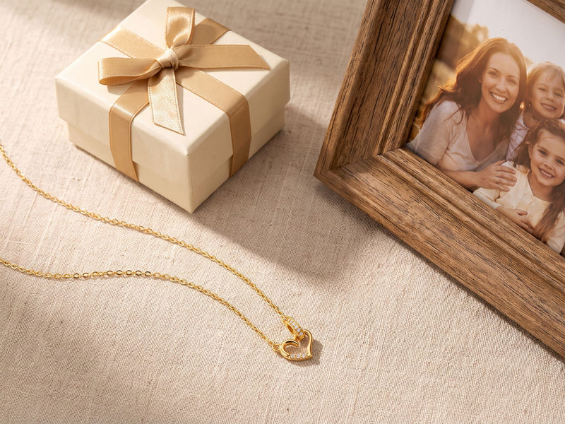 Wedding Day Gifts for the Parents of the Bride: Jewelry Ideas