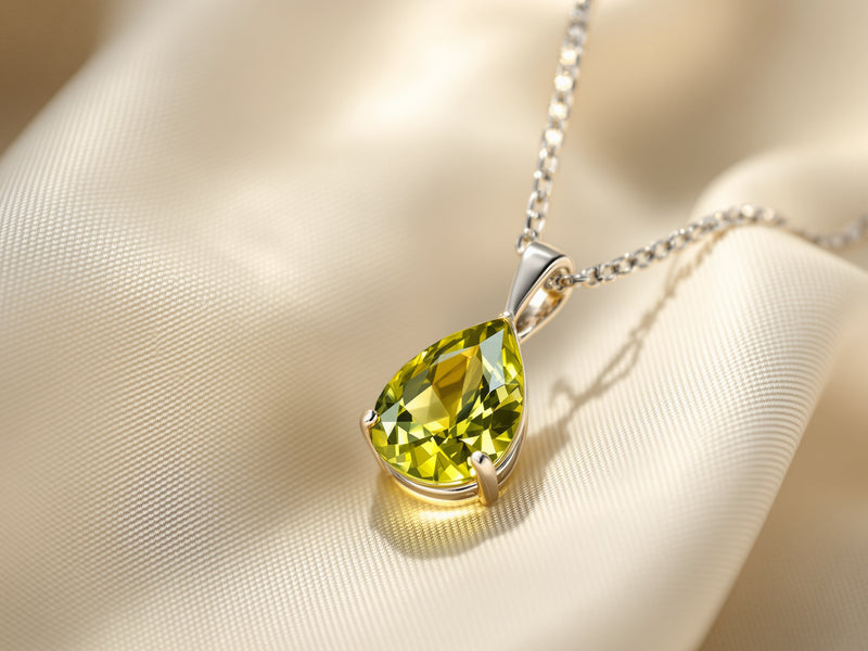 Peridot Birthstone: August Meaning, Color & How to Wear It