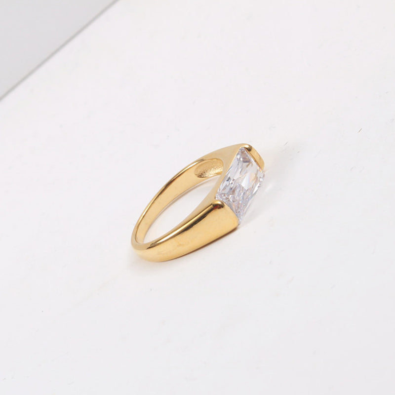 Elegant 18K Gold Plated Ring