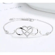 Heart Charm Bracelet for Women — 18K Gold Plated, Heart Link Chain, Gift-Ready close up