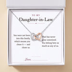 Lade Bild in die Galerieansicht, Interlocking Hearts Necklace gift box with To My Daughter-in-Law message card
